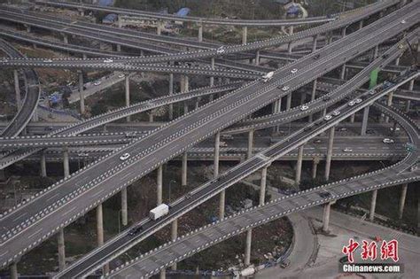 重庆最复杂立交桥令导航快哭了 负责人：复杂是因为有需要 | 北晚新视觉