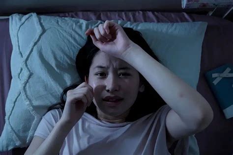 日本短片《怪谈新耳袋》里面最恐怖的几集，来感受一下_手机新浪网