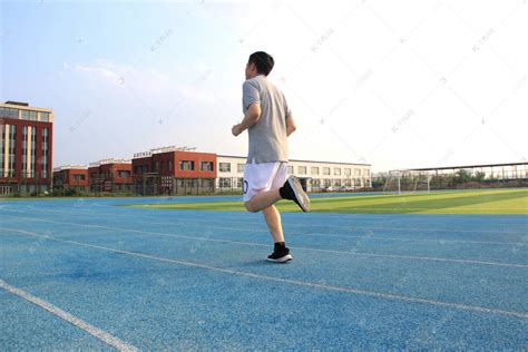 运动系列健身跑步活动创意海报_红动网