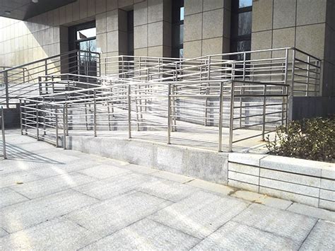 平台栏杆8_江苏杜兴建设有限公司