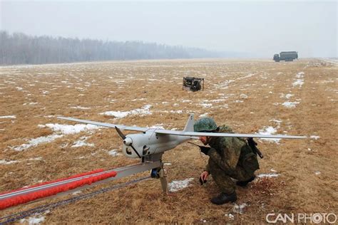 俄罗斯Orlan-10无人机出动 侦察任务小能手__凤凰网