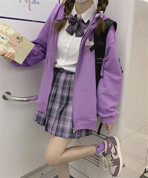 日系风穿搭甜美女生头像