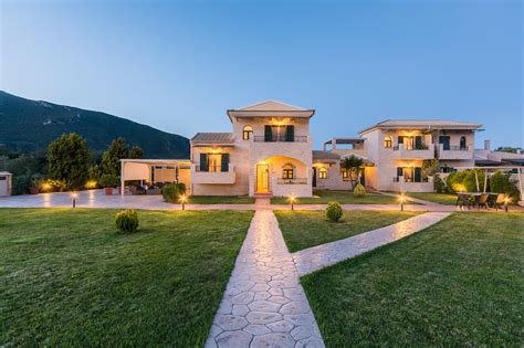 5 bed Villa in Agios Matheos - 9210212 - Liostasi Villa private ...