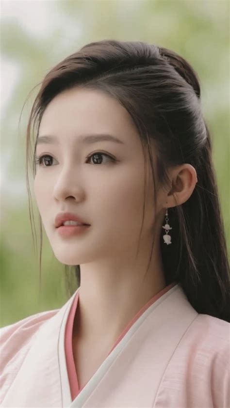 《锦绣南歌》公布最新剧照，女主角李沁真是又飒又可爱