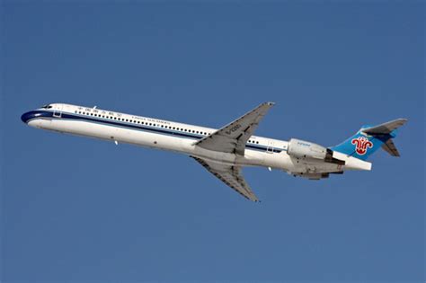 中国南方航空,飞机,准备起飞,其它,各行各业,摄影素材,汇图网www.huitu.com