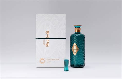 远山淡影酱香型白酒包装设计 – 智造非凡品牌策划与设计机构