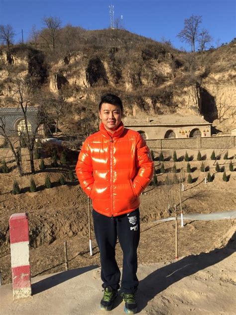 王皓宣布退役 希望以教练身份回归国家队_体育_腾讯网
