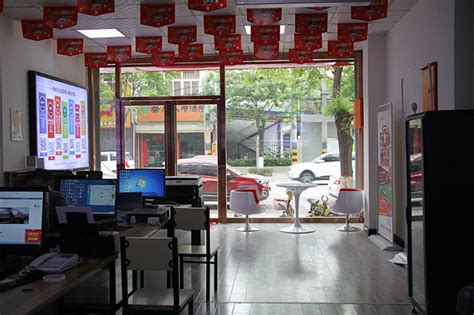 图文广告店门店面积比较小，如何装修出高档感觉？_图文快印合作店_打印店合作_开复印店_图文快印店连锁-快印客让营销更精彩