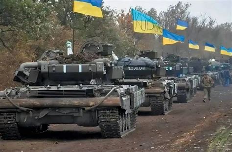 俄乌冲突不断加剧！乌军对赫尔松加大力度反攻，密集袭击俄军补给线|赫尔松|乌克兰|补给线_新浪新闻