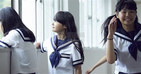 初中女生图片