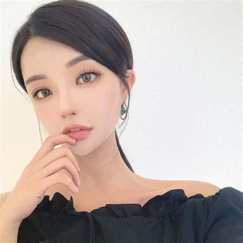 甜美女生头像御姐真人版