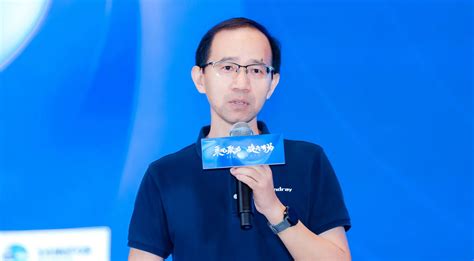 蓝凌CEO徐霞：数字化办公平台，赋能制造企业高效管理 - 知乎