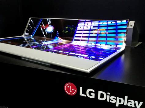LG shows off first ever 77-inch transparent, rollable OLED display ...