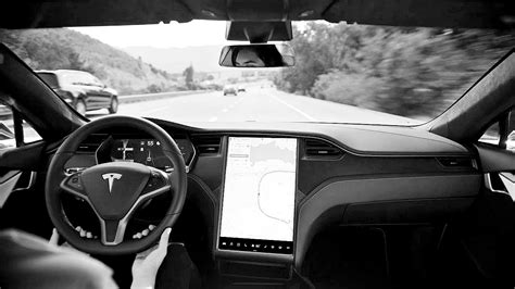 全自动驾驶？ 特斯拉Autopilot2.0解析-爱卡汽车