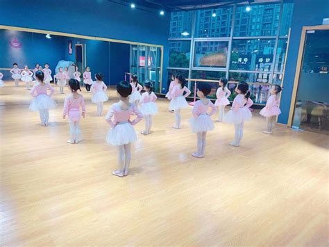 坚持跳舞有什么好处呢_2023舞蹈艺考最新资讯-舞蹈艺考培训就在舞研艺考！