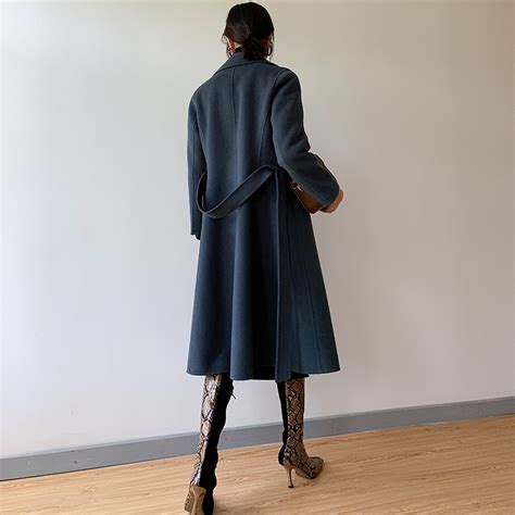 驼色水波纹双面羊绒大衣女短款2021年新款小个子高端羊毛呢子外套-阿里巴巴