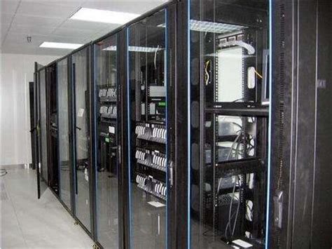网络机柜生产设备-网络机柜成型机-网络机柜生产线-炜桦冷弯成型设备