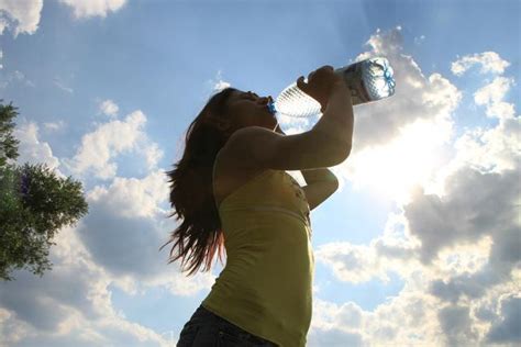 喝水也能中毒，“多喝水”还能行得通吗？