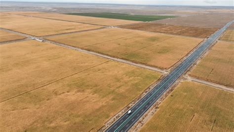 通车1年！新疆S21阿乌高速为区域经济发展提速（图）