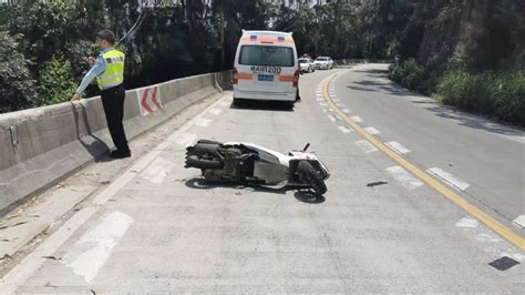 福清两名男女骑摩托车撞上防护栏 腾空后跌落路边山坡_福州_新闻频道_福州新闻网