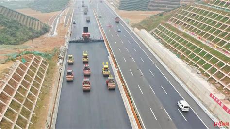 乐西高速公路项目（乐山至马边段）最长瓦斯隧道顺利贯通_四川在线