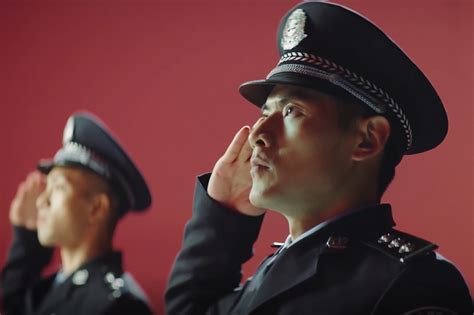 《香港警察故事2021》预告片抢先看！凤凰纪录片团队全新力作_凤凰网视频_凤凰网