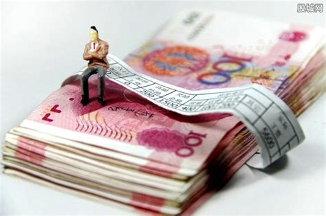 月工资6000元在上海属于什么层次？是生存还是生活呢_网友