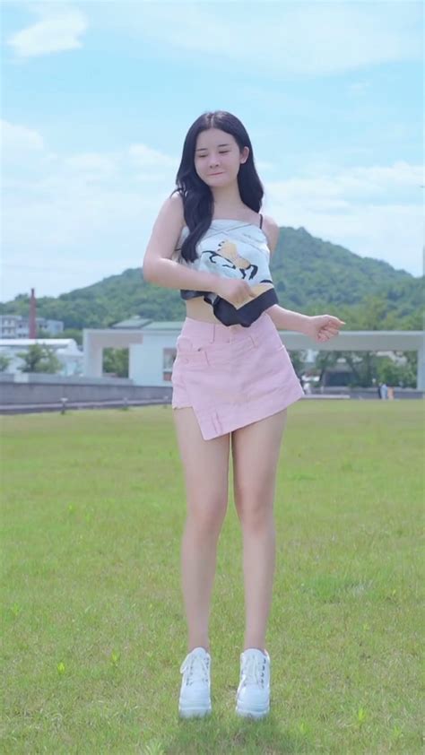 非主流短裙跳舞头像