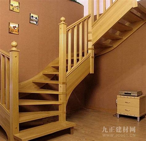 楼梯板安装方法 水泥楼梯踏步板怎么选择？ - 行业资讯 - 九正楼梯网