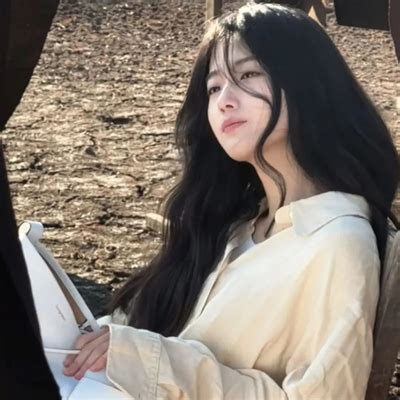 妩媚女生头像温柔高级