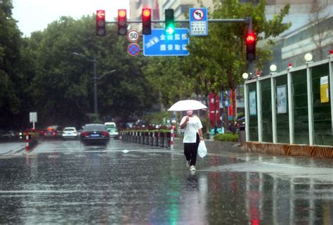 郑州解除暴雨红色预警！商丘周口等地区需加强防范_凤凰网