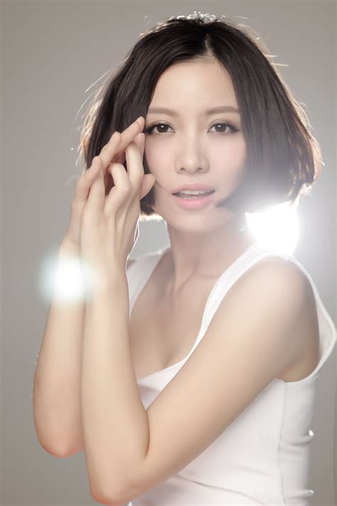姚贝娜图片