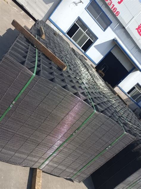 楼房墙体加固钢丝网片建筑铁丝网片屋面保温层钢筋网片