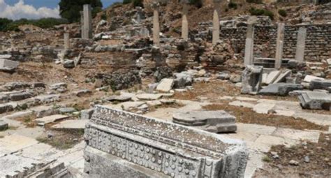 伊兹密尔艾菲斯古城，在土耳其众多的古迹中位居第一|伊兹密尔|土耳其|艾菲斯_新浪新闻