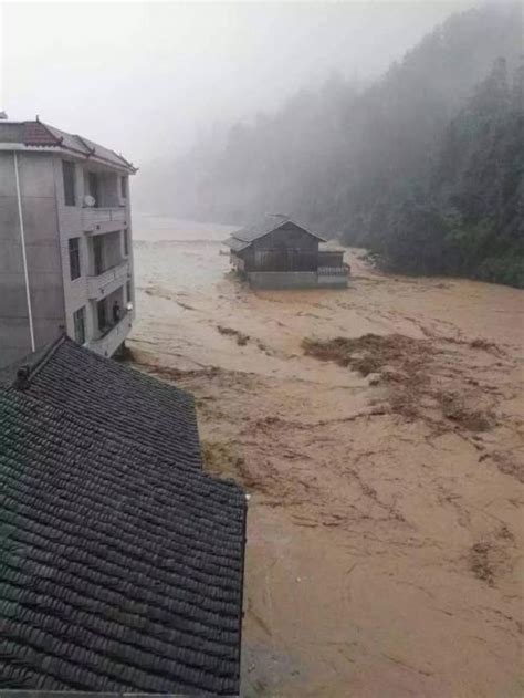 贵州暴雨 1名村支书及2名群众被洪水冲走-闽南网