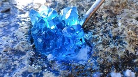 高清挖宝石蓝水晶的全过程