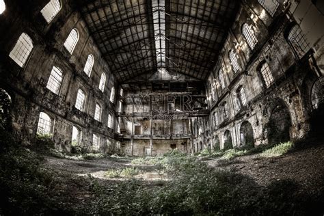旧工厂废墟高清图片下载-正版图片500839376-摄图网