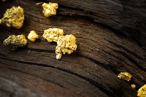 黄金期货价格触及2000美元大关 澳洲金矿公司将带来惊喜__财经头条