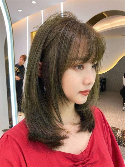 甜美女生冷棕色头像