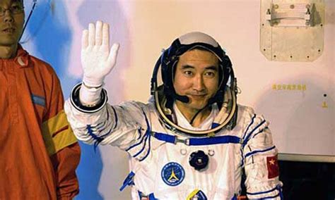 不仅是中国太空漫步第一人还是“宇宙级梗王”——致敬航天英雄翟志刚