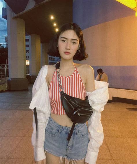 东南亚妆容甜美女生头像