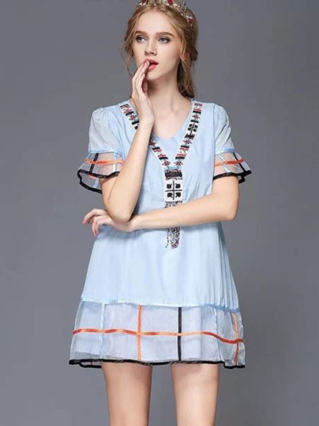 夏季名媛小香风连衣裙新款女装少女温柔时髦洋气减龄2020流行裙子-阿里巴巴