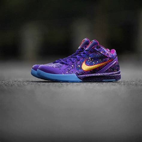 Nike Zoom Kobe 4 Prelude 高清图赏 科比4 ZK4复刻 球鞋资讯 FLIGHTCLUB中文站|SNEAKER球鞋资讯第一站