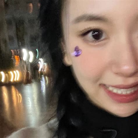 洪瑛琦头像图片