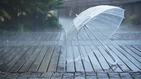 下雨梦幻夜幕下的京城gif动图动图图片-正版gif素材401907695-摄图网