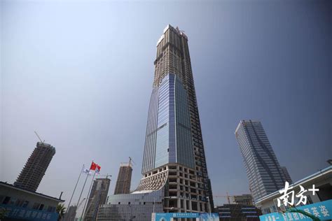 今天上午10点30！重庆在建第一高楼正式封顶！_房产资讯_房天下