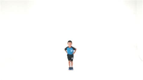 双脚跳和单脚跳锻炼幼儿的区别