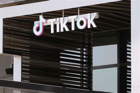 【TikTok＋跨境＋外贸】TikTok商业生态与红利机遇，TikTok流量赋能跨境/外贸5种打法，低成本入局TikTok赛道3个建议 预约 ...