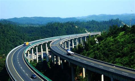 总投资429亿 云南在建高速公路里程最长的新楚大高速年内建成通车_云桥网
