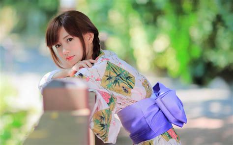 Beautiful Japanese girl, kimono, summer wallpaper | girls | Wallpaper ...